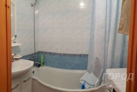 Продам 2-х кімнатну квартиру, Рогань, Код: 812125/1