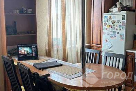 Продам 3-х кімнатну квартиру, Дергачевский р-н, Солоницевка пгт., Код: 812191/1