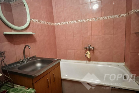 Продам гостинку, Новые дома, Дворец спорта, Код: 812192/1