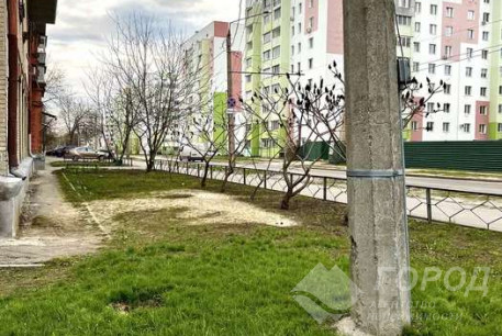 Продам 2-х кімнатну квартиру, ХТЗ, Пролетарская метро (Индустриальная), Код: 812201/1