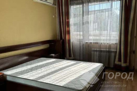 Сдам 3-х кімнатну квартиру, Одесская, Код: 812218/1