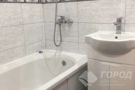 Сдам гостинку, Холодная Гора, Код: 812226/1