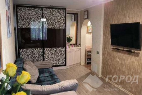 Продам 3-х кімнатну квартиру, Одесская, Код: 812237/1