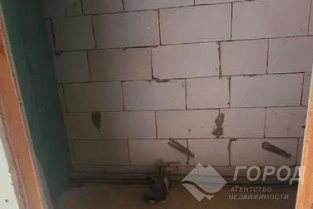 Продам 1-кімнатну квартиру, Центр, Код: 812263/4