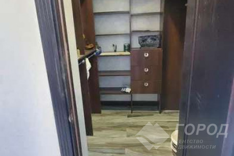 Продам 3-х кімнатну квартиру, Центр, Код: 812263/6