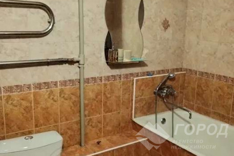 Продам 4-х кімнатну квартиру, Одесская, Код: 812275/1