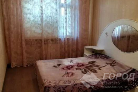 Продам 4-х кімнатну квартиру, Одесская, Код: 812275/1