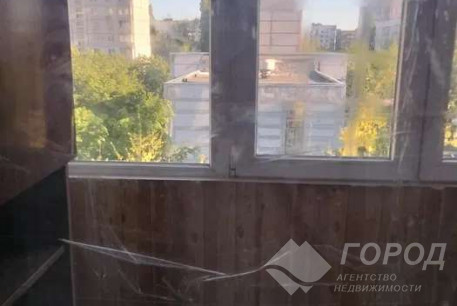 Сдам 4-х кімнатну квартиру, Одесская, Код: 812275/2