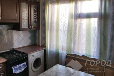 Сдам 4-х кімнатну квартиру, Одесская, Код: 812275/5