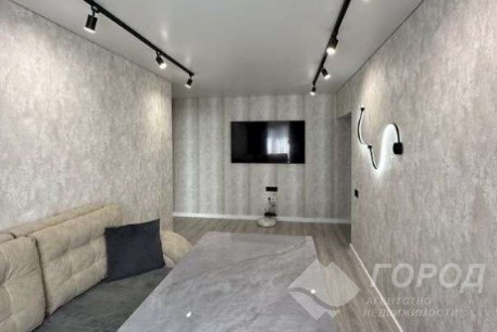 Продам 3-х кімнатну квартиру, Гагарина проспект, Проспект Гагарина метро, Код: 812283/1