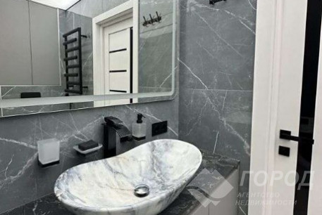 Продам 3-х кімнатну квартиру, Гагарина проспект, Проспект Гагарина метро, Код: 812283/1