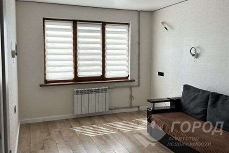 Продам 3-х кімнатну квартиру, Гагарина проспект, Проспект Гагарина метро, Код: 812283/1