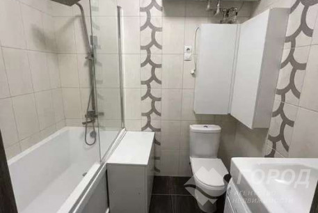 Продам 2-х кімнатну квартиру в новобудові, Рогань, Код: 812290/1