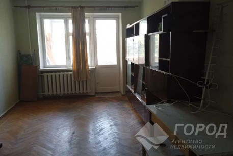 Продам 2-х кімнатну квартиру, ХТЗ, Код: 812310/1