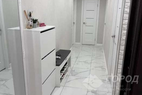 Продам 3-х кімнатну квартиру, Рогань, Код: 812312/1