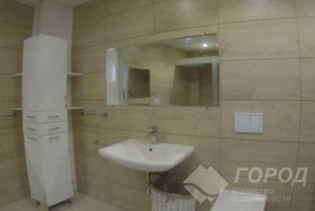 Продам 1-кімнатну квартиру, Центральный рынок, Центральный Рынок метро, Код: 812345/1