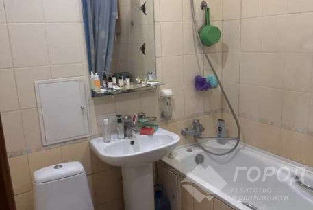 Продам 3-х кімнатну квартиру, , Код: 812372/1