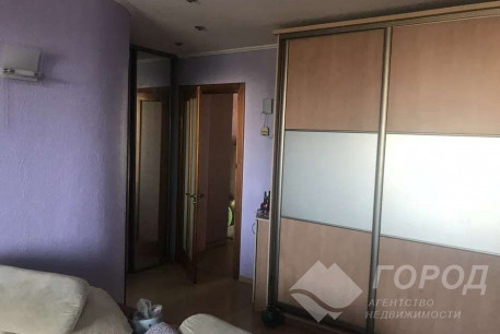 Продам 3-х кімнатну квартиру, , Код: 812372/1