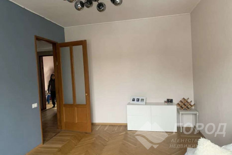 Продам 3-х кімнатну квартиру, Центр, Университет метро, Код: 812374/1