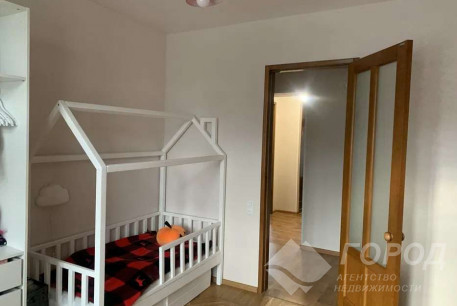 Продам 3-х кімнатну квартиру, Центр, Университет метро, Код: 812374/1