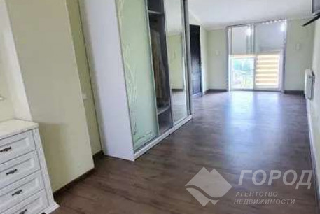 Продам 2-х кімнатну квартиру, Центральный рынок, Центральный Рынок метро, Код: 812424/1