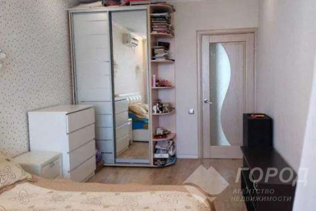 Продам 3-х кімнатну квартиру, Салтовка, 522 м/р, Код: 812426/1