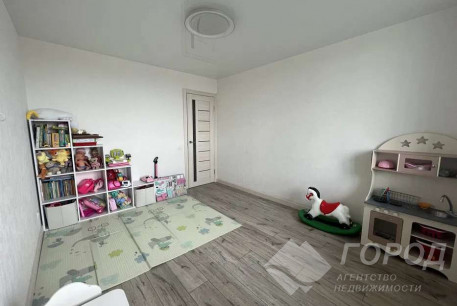 Продам 3-х кімнатну квартиру, Песочин, Надия, Код: 812434/1