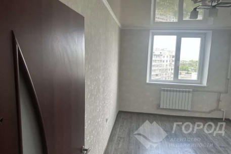 Сдам 3-х кімнатну квартиру, Рогань, Код: 812440/1