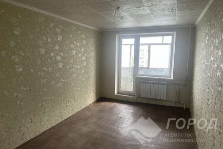 Сдам 3-х кімнатну квартиру, Рогань, Код: 812440/1