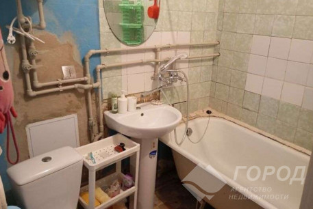 Продам 2-х кімнатну квартиру, ХТЗ, Код: 812479/1