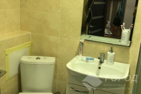 Продам 1-кімнатну квартиру в новобудові, Рогань, Код: 812505/1