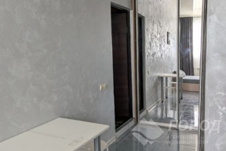Продам гостинку, Центр, Код: 812505/5
