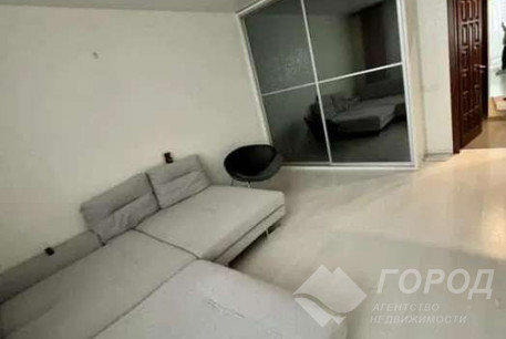 Продам 2-х кімнатну квартиру, Сосновая Горка, Научная метро, Код: 812545/1