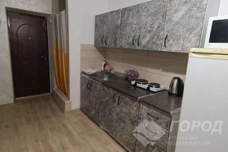 Сдам гостинку, ХТЗ, ХТЗ метро, Код: 812552/3