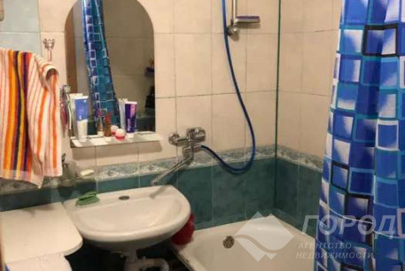 Продам 3-х кімнатну квартиру, ХТЗ, Код: 812572/1