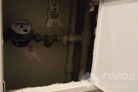 Продам 2-х кімнатну квартиру, Центр, Код: 812573/1