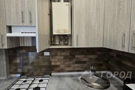 Продам 2-х кімнатну квартиру, Центр, Код: 812573/1