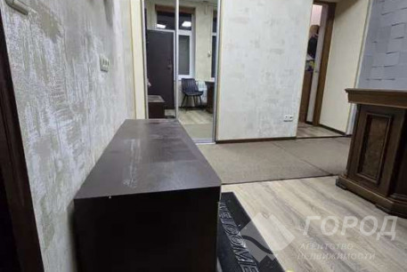 Продам 2-х кімнатну квартиру, Центр, Исторический Музей метро, Код: 812573/2