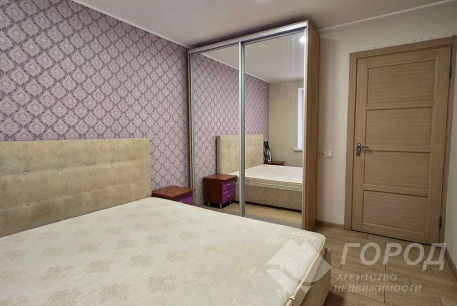 Продам 2-х кімнатну квартиру, Сосновая Горка, Научная метро, Код: 812573/3