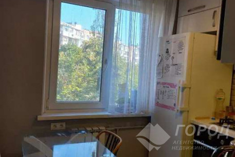 Продам 3-х кімнатну квартиру, Гагарина проспект, Метростроителей метро, Код: 812614/1