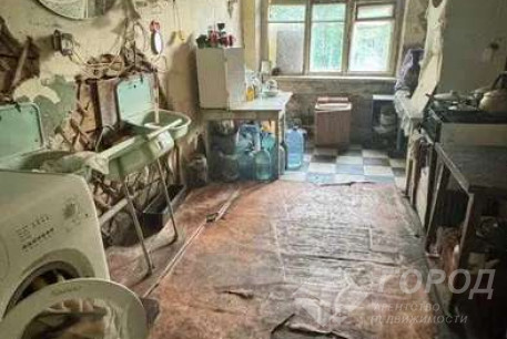 Продам гостинку, Центр, Ярослава Мудрого пл., Код: 812619/2