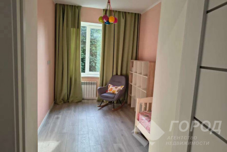 Продам 3-х кімнатну квартиру, Сосновая Горка, Научная метро, Код: 812620/1