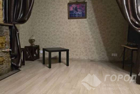 Продам 2-х кімнатну квартиру, Центр, Площадь Конституции метро (Советская), Код: 812679/1