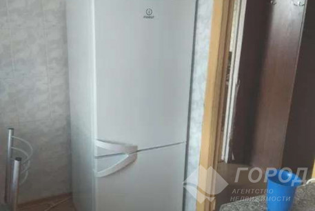 Продам 1-кімнатну квартиру, Рогань, Код: 812683/2