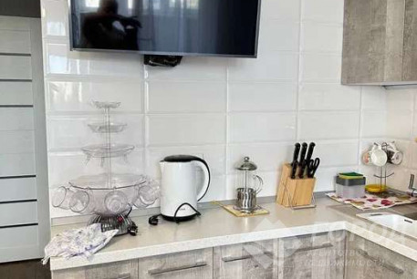 Продам 1-кімнатну квартиру, ХТЗ, Пролетарская метро (Индустриальная), Код: 812711/1