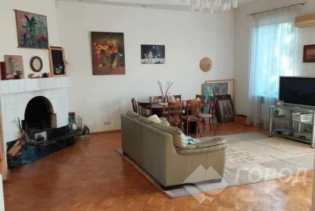 Продам 4-х кімнатну квартиру, Центр, Архитектора Бекетова метро, Код: 812728/1