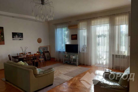 Продам 4-х кімнатну квартиру, Центр, Архитектора Бекетова метро, Код: 812728/1