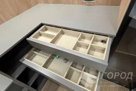 Продам 3-х кімнатну квартиру, Сосновая Горка, Павловка, Код: 812763/2