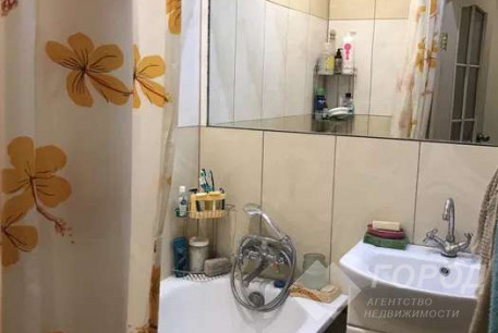 Продам 3-х кімнатну квартиру, Одесская, Зерновая ост., Код: 812765/1