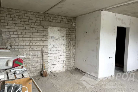 Продам 4-х кімнатну квартиру, Дергачевский р-н, Малая Даниловка, Код: 812813/1